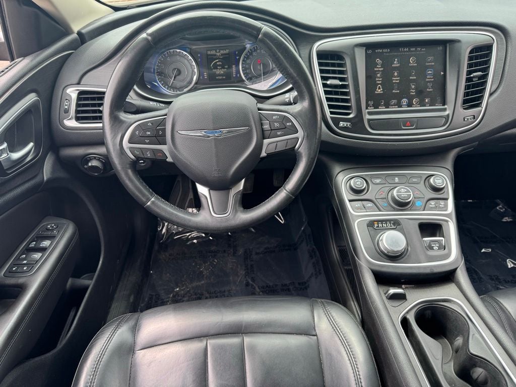 2017 Chrysler 200 Limited