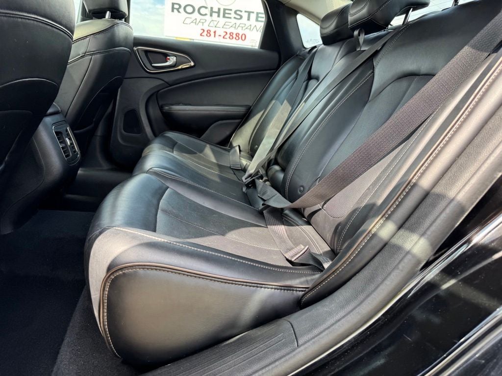 2015 Chrysler 200 C