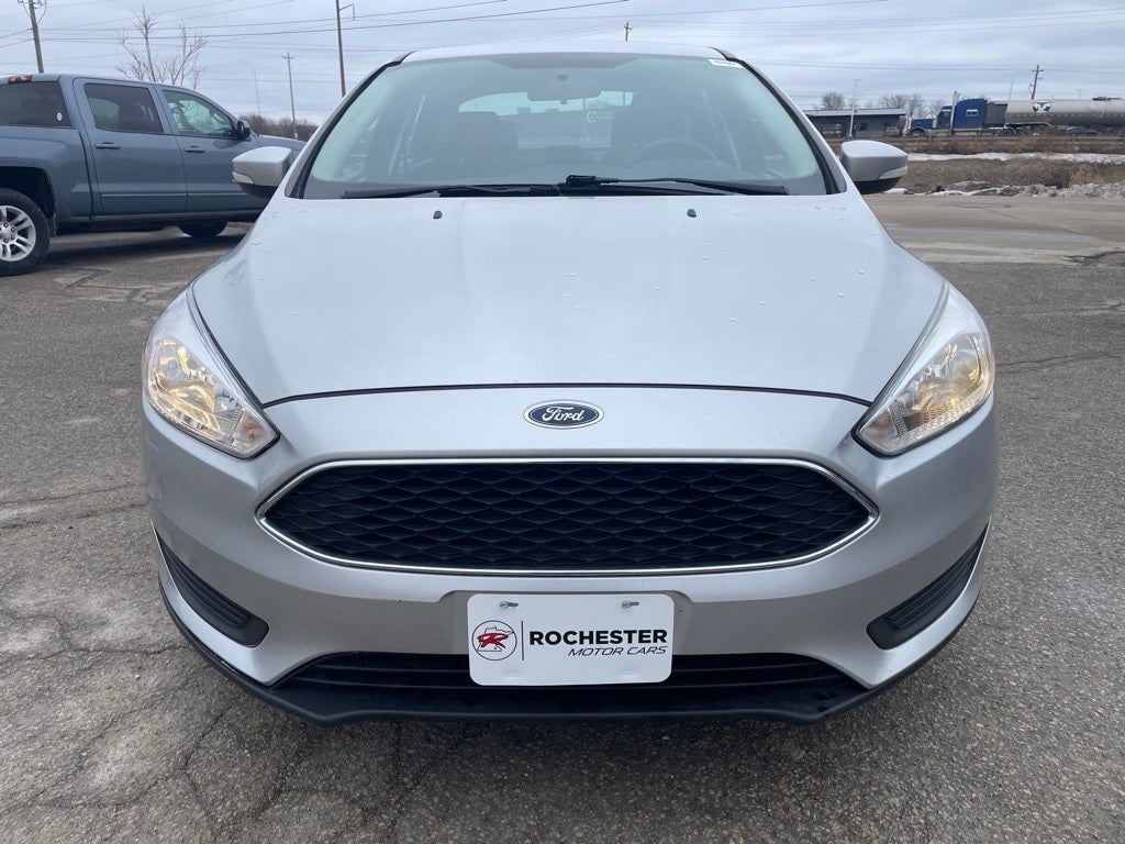Used 2016 Ford Focus SE with VIN 1FADP3F21GL386949 for sale in Rochester, Minnesota