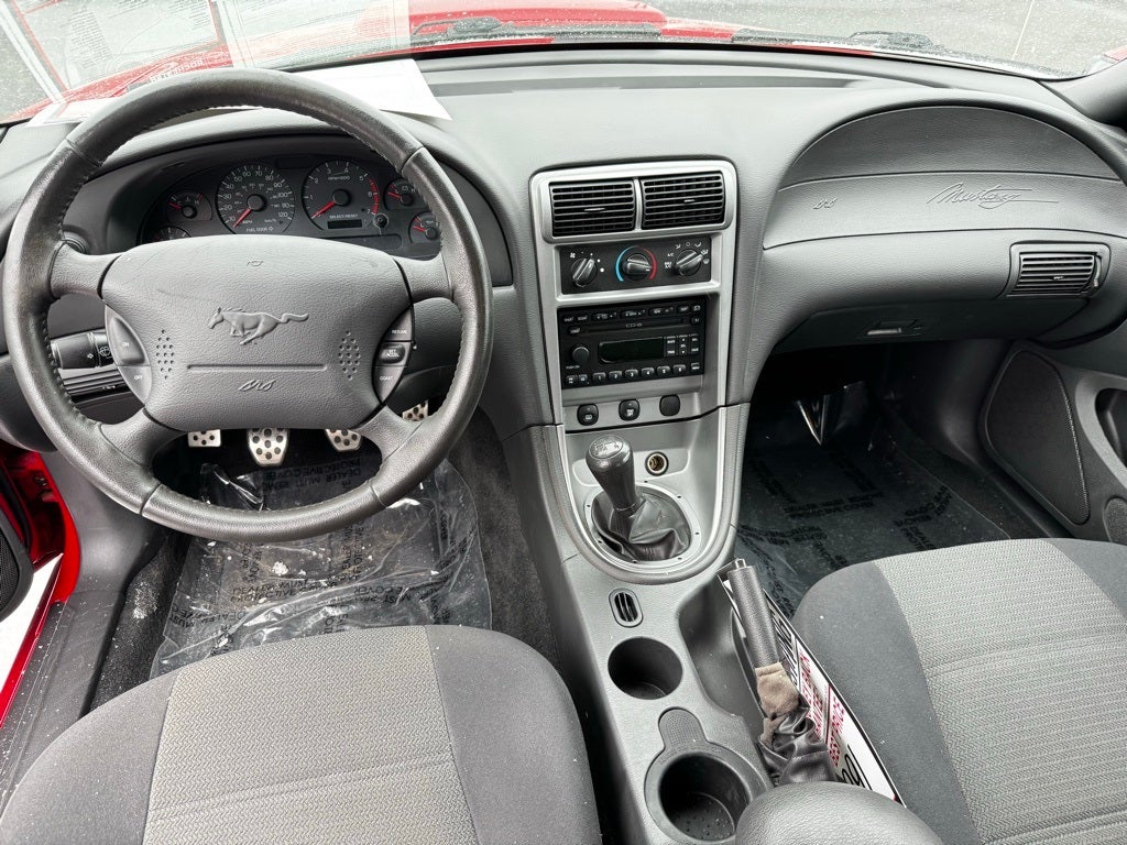 2003 Ford Mustang V6