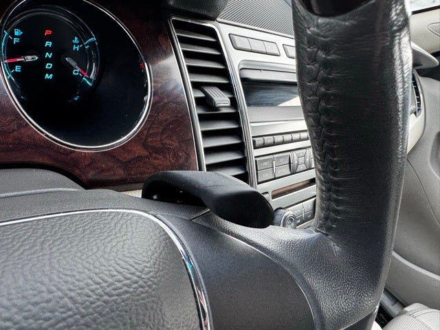 2010 Ford Taurus Limited