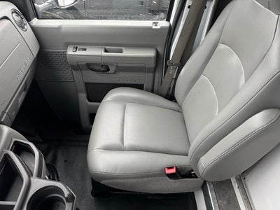 2017 Ford E-350SD Base Cutaway