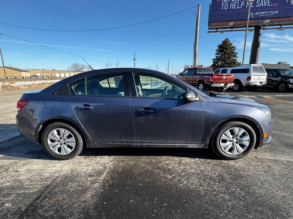 2013 Chevrolet Cruze LS