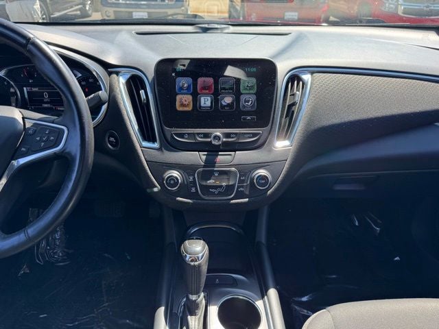 Used 2016 Chevrolet Malibu 1LT with VIN 1G1ZE5ST8GF185511 for sale in Rochester, Minnesota