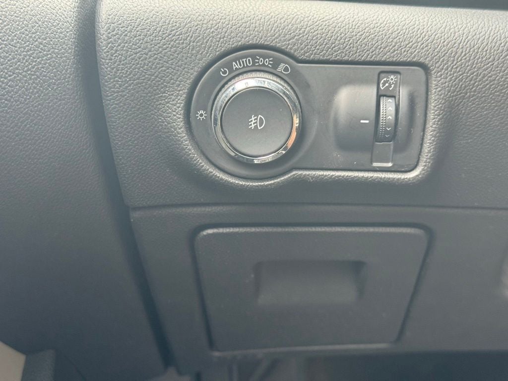 2013 Buick Verano Base