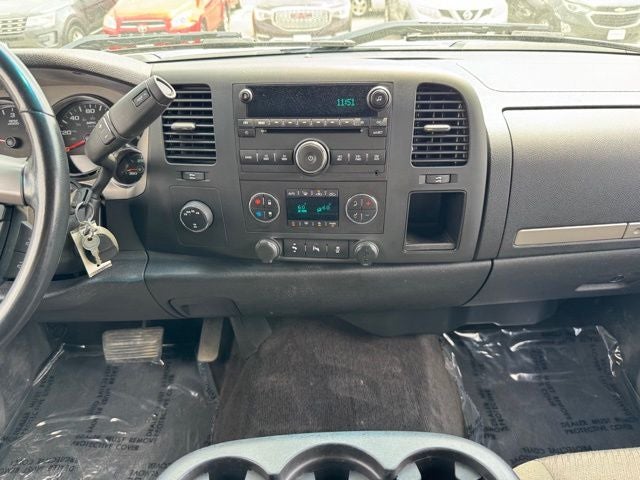 Used 2013 Chevrolet Silverado 1500 LT with VIN 1GCRKSE79DZ205630 for sale in Rochester, Minnesota