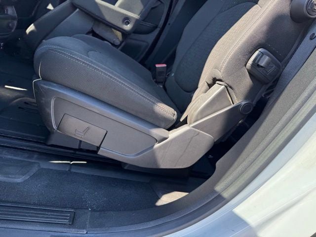 2016 GMC Acadia SLE-2