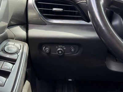 2018 Chevrolet Traverse LT Cloth w/1LT
