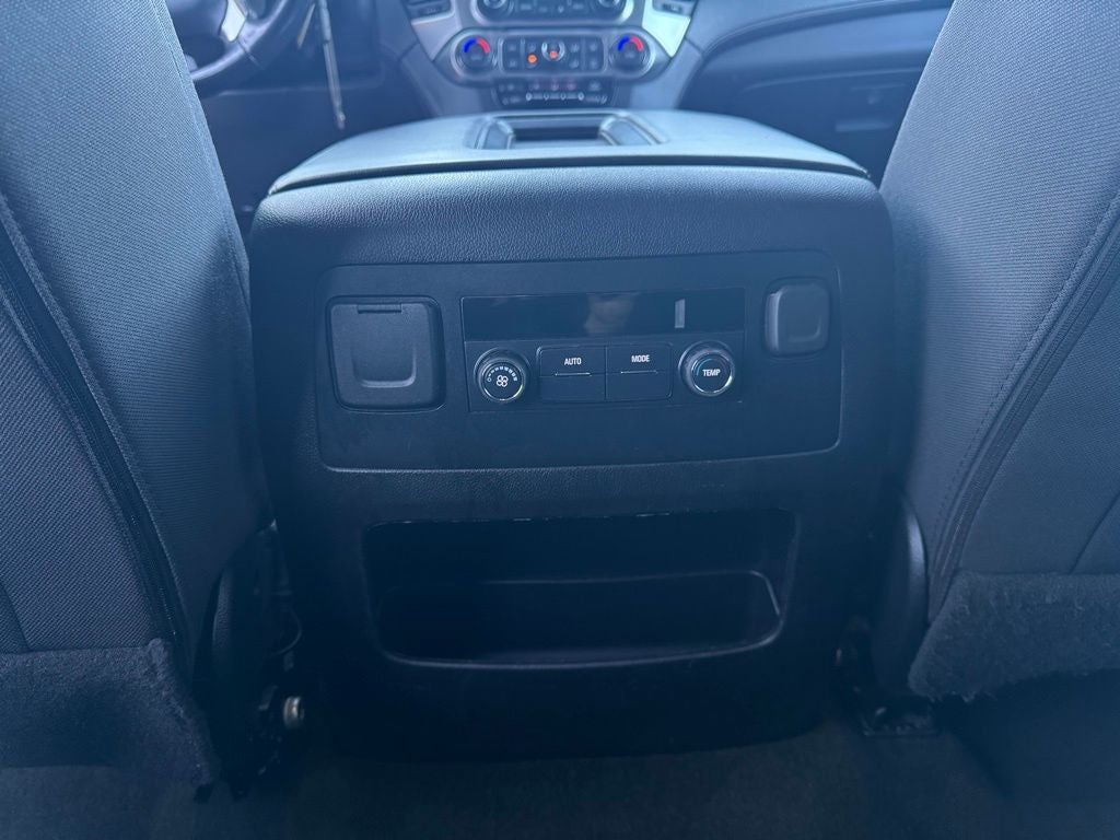 2018 Chevrolet Suburban LS