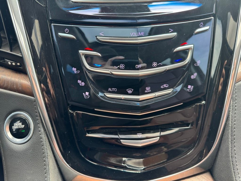 2016 Cadillac Escalade ESV Luxury