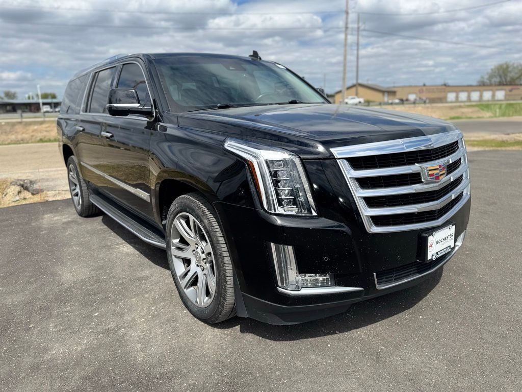 2016 Cadillac Escalade ESV Luxury