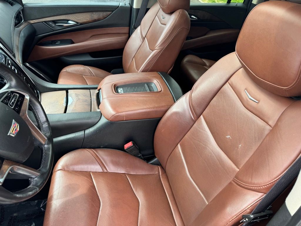 2016 Cadillac Escalade ESV Luxury