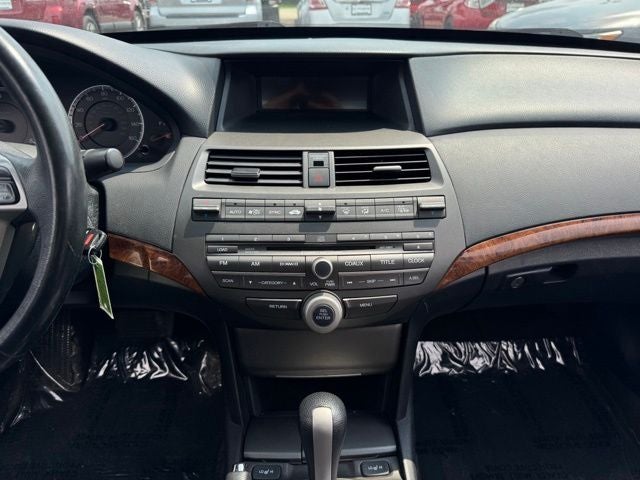 Used 2012 Honda Accord EX-L with VIN 1HGCP2F84CA148511 for sale in Rochester, Minnesota