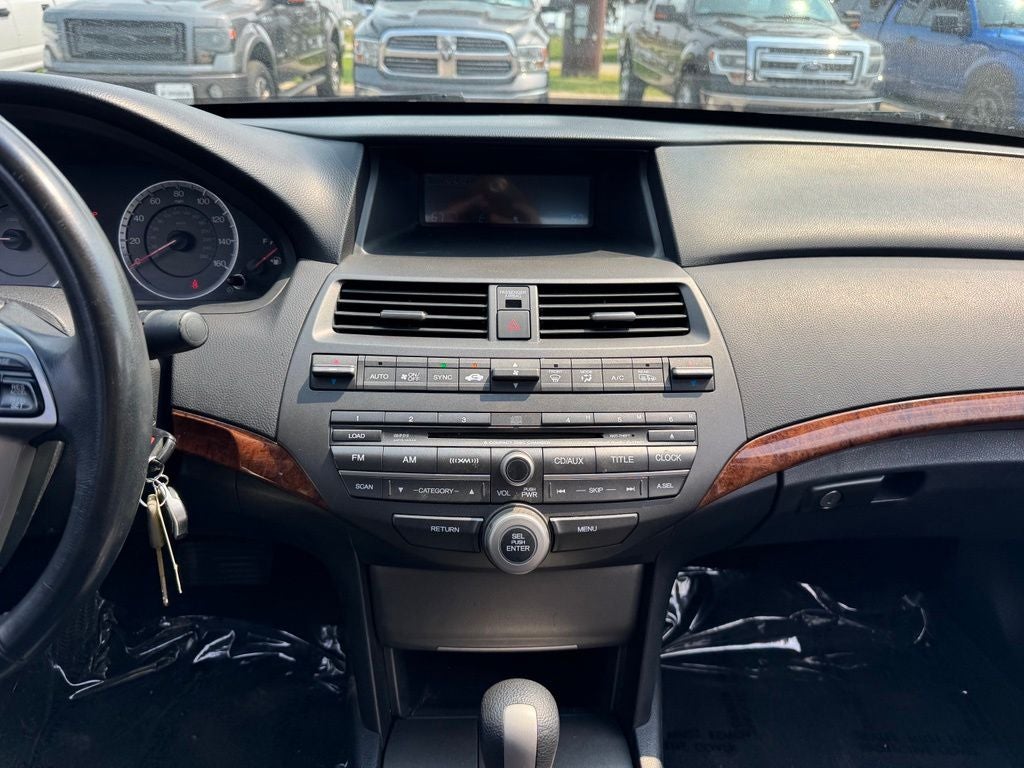 Used 2011 Honda Accord EX-L V6 with VIN 1HGCP3F85BA014112 for sale in Rochester, Minnesota