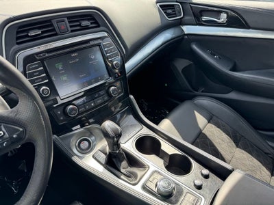 2016 Nissan Maxima SR