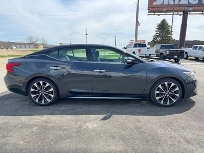 2016 Nissan Maxima SR