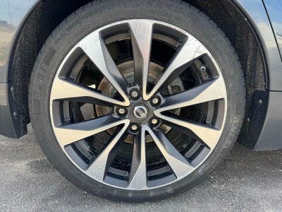 2016 Nissan Maxima SR