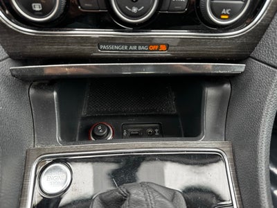 2017 Volkswagen Passat 1.8T SE w/Technology