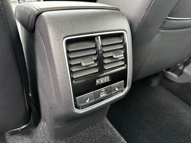 2017 Volkswagen Passat 1.8T SE w/Technology