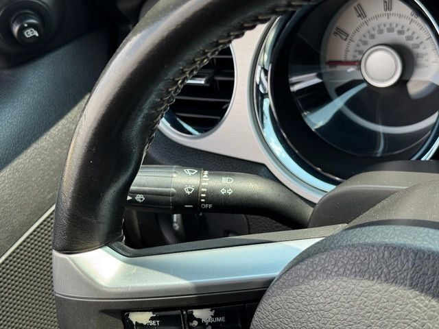 2010 Ford Mustang V6 Premium