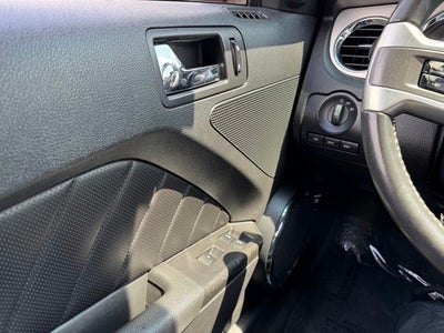 2010 Ford Mustang V6 Premium