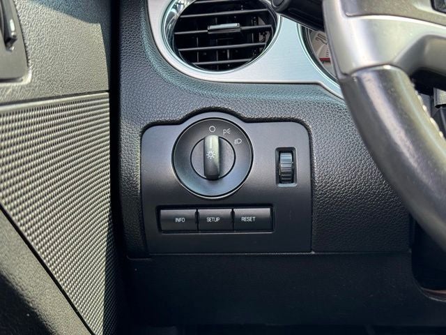 2010 Ford Mustang V6 Premium