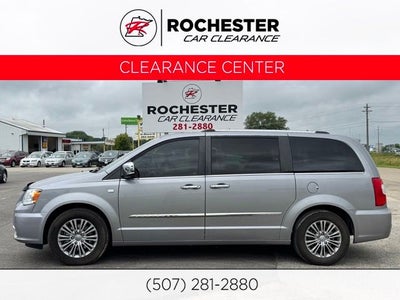2014 Chrysler Town & Country Touring-L