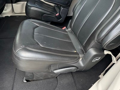 2020 Chrysler Voyager LXI