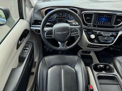 2020 Chrysler Voyager LXI