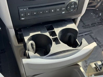 2013 Volkswagen Routan SE