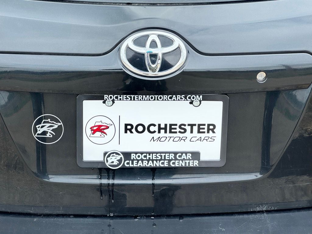 2010 Toyota Matrix Base