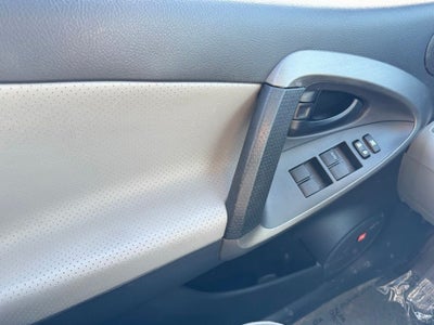 2011 Toyota RAV4 Limited