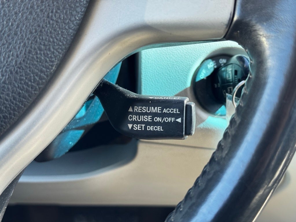 2010 Volkswagen Routan SE