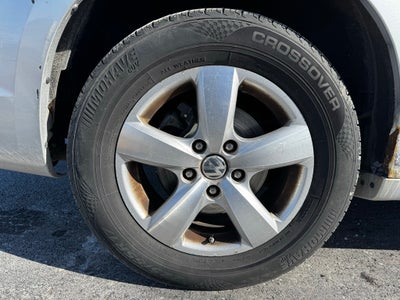 2010 Volkswagen Routan SE