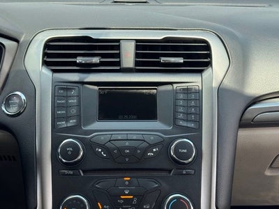 2017 Ford Fusion SE