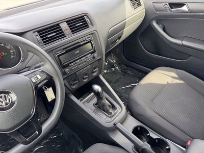 2015 Volkswagen Jetta 2.0L S
