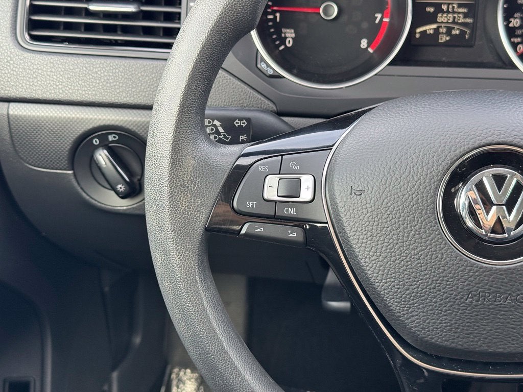 2015 Volkswagen Jetta 2.0L S