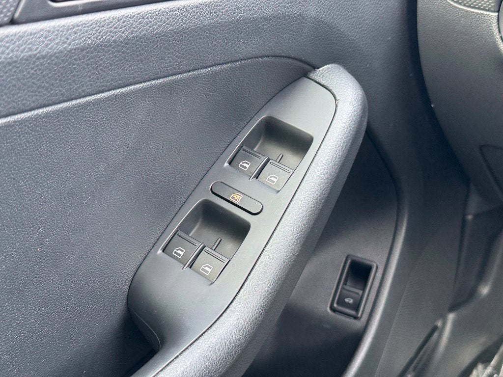 2015 Volkswagen Jetta 2.0L S