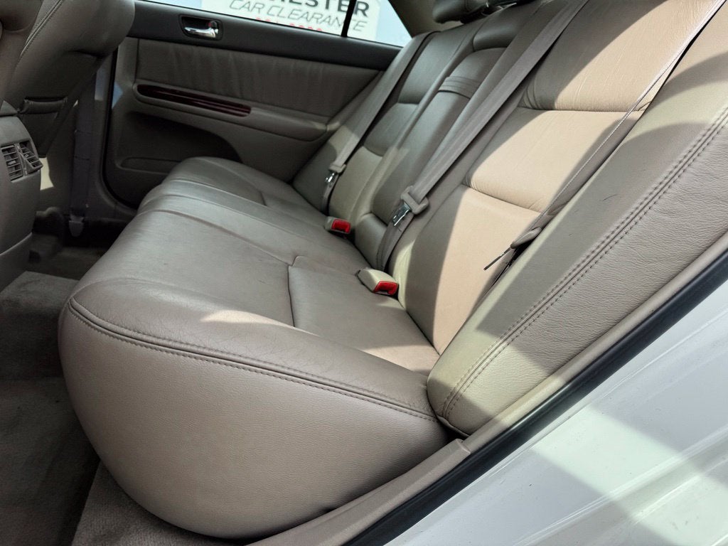2005 Toyota Camry LE