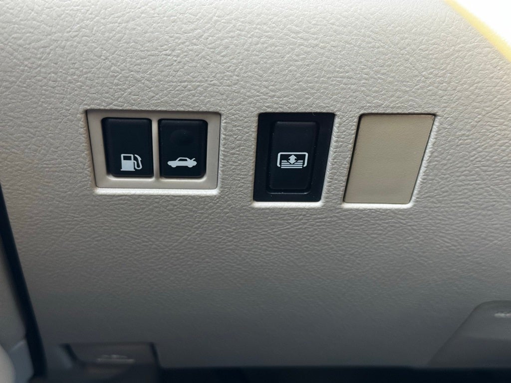 2011 Toyota Avalon Limited