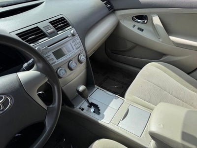 2010 Toyota Camry LE