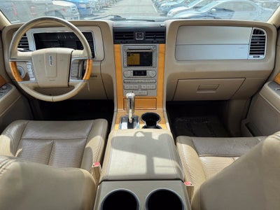 2010 Lincoln Navigator L Base