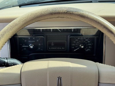 2010 Lincoln Navigator L Base