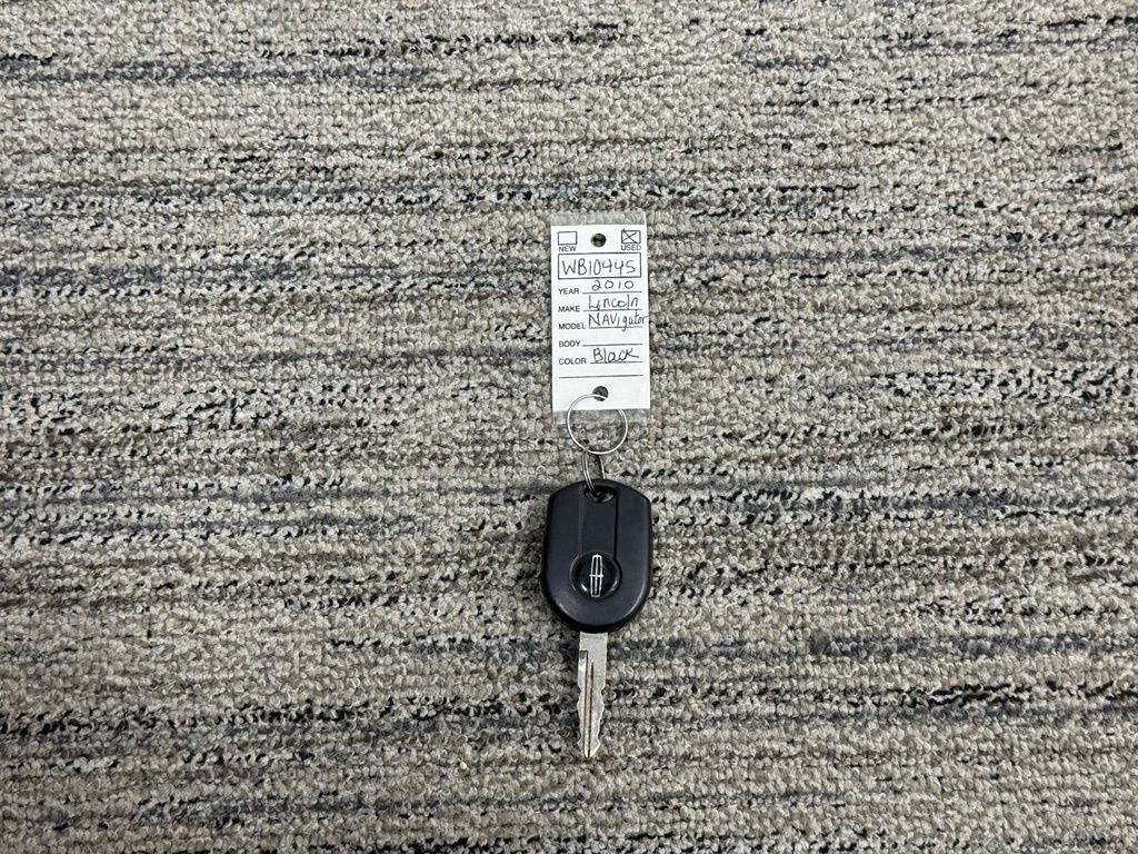 2010 Lincoln Navigator L Base