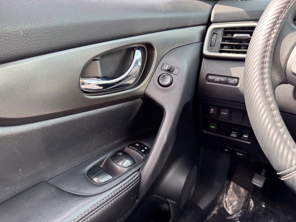 2015 Nissan Rogue PRIOR SALVAGE TITLE