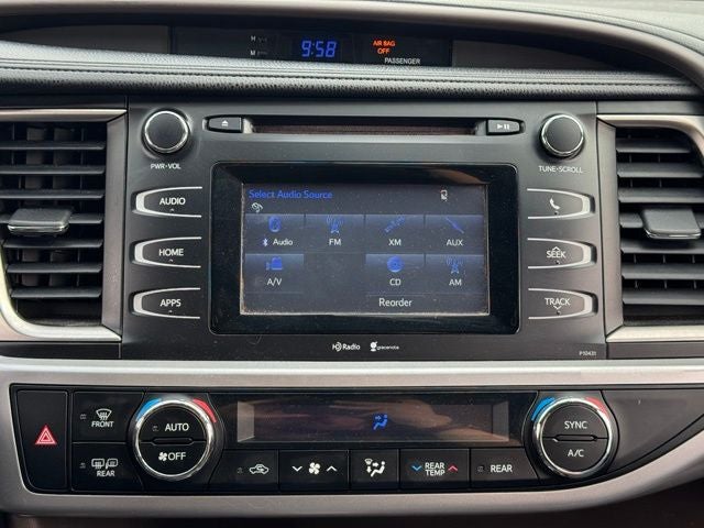 2014 Toyota Highlander LE Plus V6