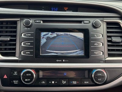 2014 Toyota Highlander LE Plus V6