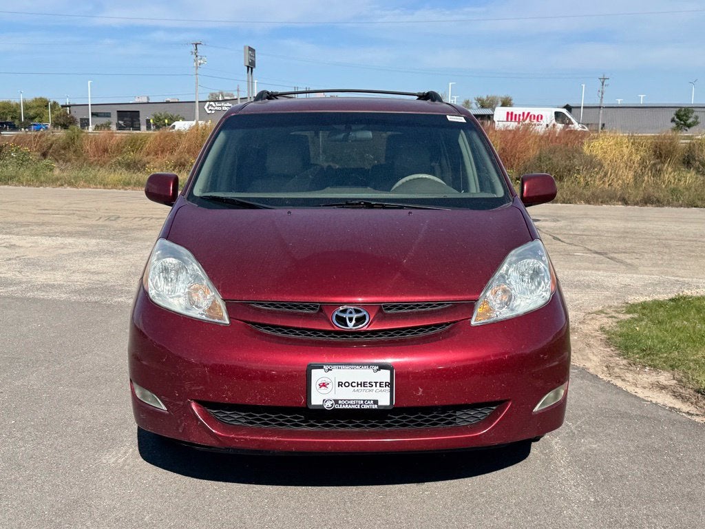 2010 Toyota Sienna XLE