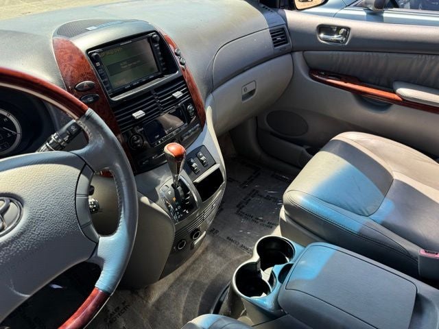 2005 Toyota Sienna XLE Limited