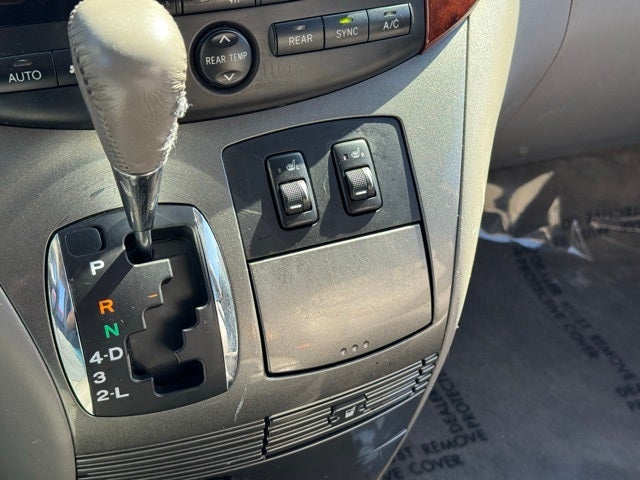 2005 Toyota Sienna XLE 7 Passenger